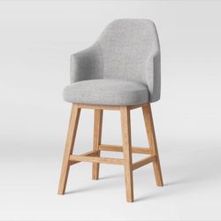 4 New Swivel Seat Countet Stools