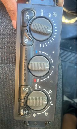 2004 Chevy Tahoe climate control