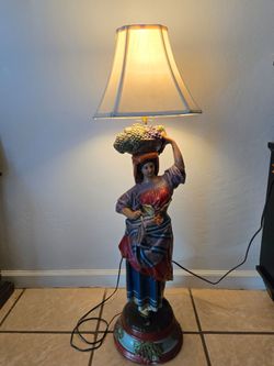 Vintage floor lamps $400 pick up and cash only