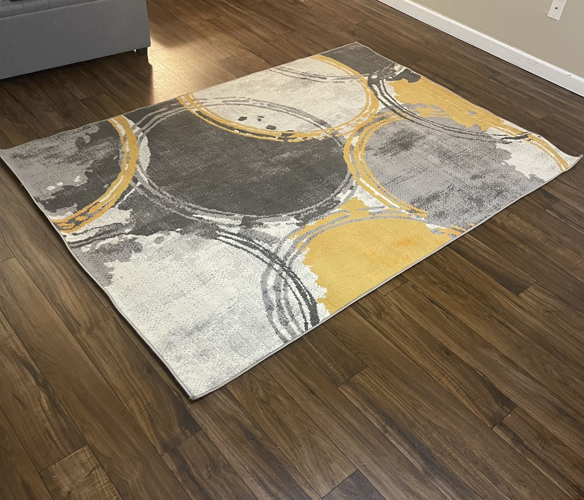 Yellow Area Rug, Contemporary Circles Design, Non-Shedding Carpet for Living Room 5”X7”
