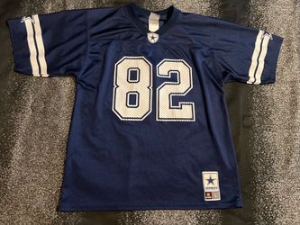 Boys large Team Apparel Dallas Cowboys Jason Witten 82 short sleeve jersey.