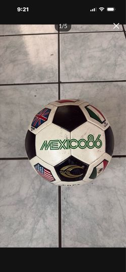 1986 collectible World Cup Soccer Ball