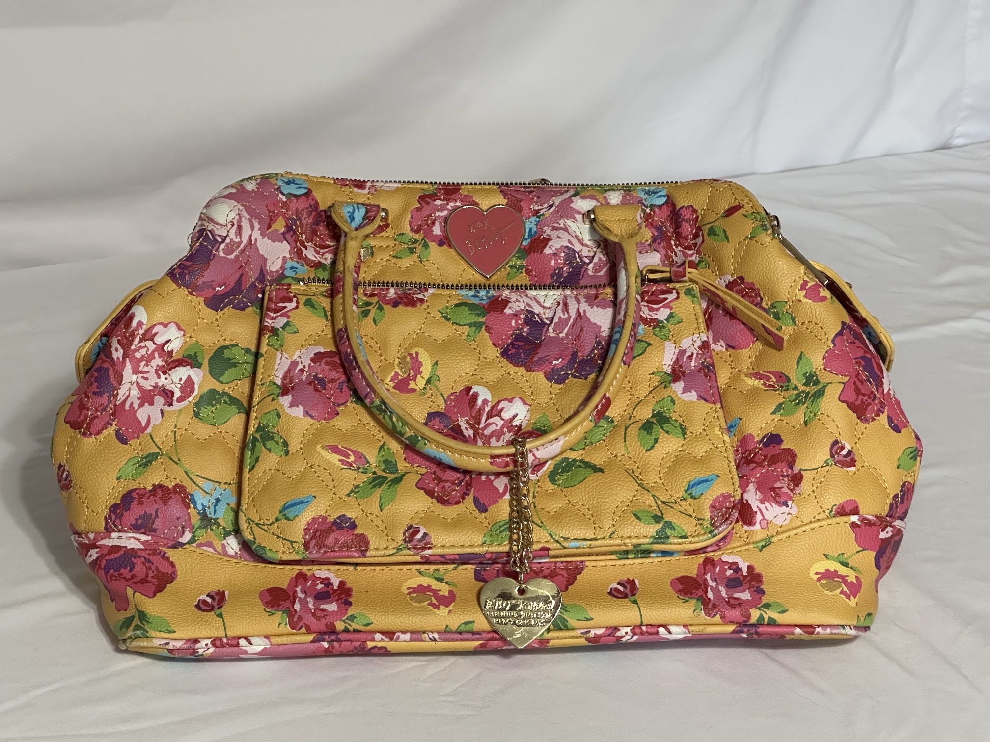 Betsey Johnson “Be Mine” Shoulder Bag, Purse, Floral, Yellow w/Pink Roses, Quilted