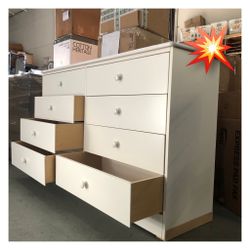 8 Drawer Dresser 