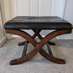 FOOTSTOOL- Wood/Faux Leather 