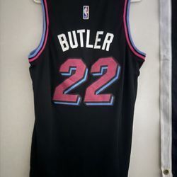 Jimmy Butler Jersey