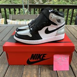 Jordan 1 silver toe size 7.5 womens