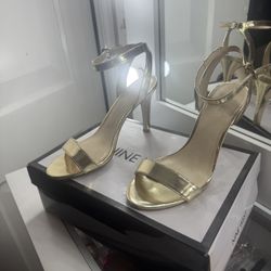 Steve Madden Metallic Gold Heels 7