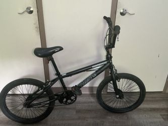 black Mongoose Index 1.0 BMX bike featuring a sturdy steel frame and 20-inch wheels