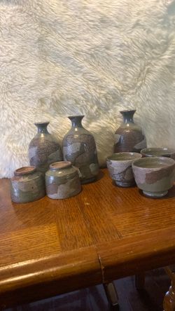 Japanese sake bottles and cups pottery