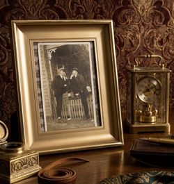 🌿 Authentic unique antique framed photo