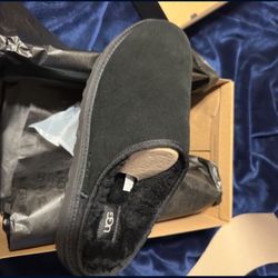Uggs Classic Slip On “Black” Size 13