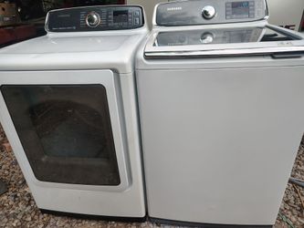 Samsung washer and dryer set great condition 300 or best offer can deliver for small fee