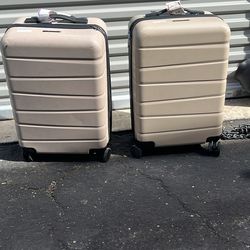 Rolling luggage 20”