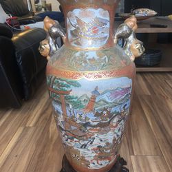 Antique Japanese Vase Set 