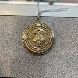 14K Gold Jesus Pendant 