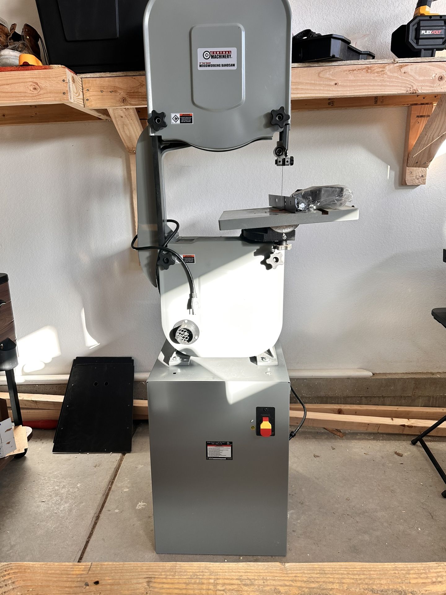 Central Machinery 14” Band Saw
