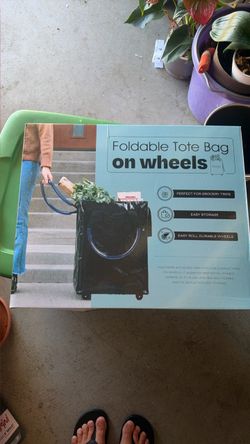 Foldable Tote Bag on Wheels