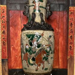 Antique Chinese Crackle ware Vase W/Enamel Warriors Signed