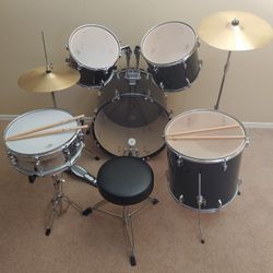 Barely Used Complete Percussion Plus 5 Piece Drum Set