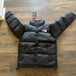 The North Face 1996 Nuptse Black Puffer Jacket Men’s Small