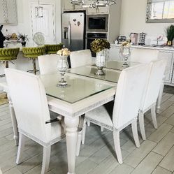 Dining Room Table Set 