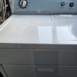 Whirlpool Gas Dryer Super Capacity And Heavy Duty Works Excellent 