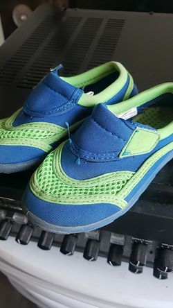 Water shoes