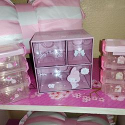 Hello Kitty And Friends Jewelry Box And Storage New $8 Takes Everything As A Set Together 🌸