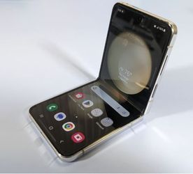 💥 HOT DEAL: Galaxy Z Flip 5 – Don’t Miss Out! - $5 DOWN AVAILABLE