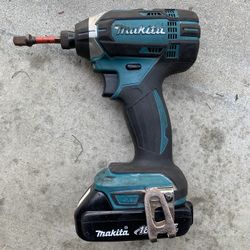 Makita Drill With Battery 