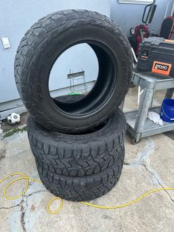 Tires 35/12.50r20