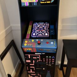 Ms. PAC MAN-Galaga Arcade Game