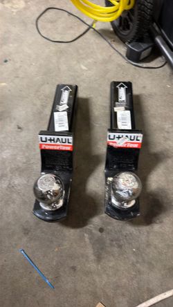 Tow hitch 2 of them brand new