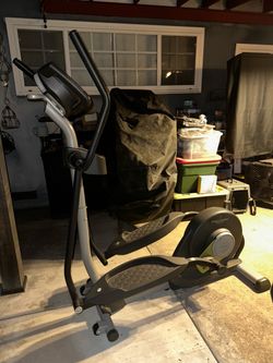 Pro-Form Space Saver 500 Elliptical