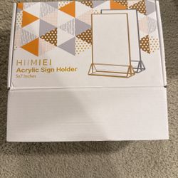 6 Brand New Acrylic Sign Holder Gold