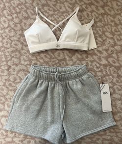 Alo Top and Shorts Set $55 **READ DESCRIPTION**