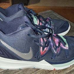 Nike Kyrie 5 Size 11.5