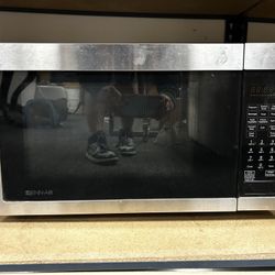 JennAir 1400 W Microwave Built In/countertop