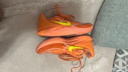 GT Cut 2  Women’s Basketball Shoes-size 8.5