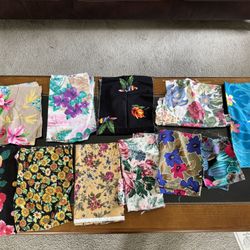 11 Cotton Blend Flower Motives