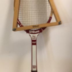Vintage Wilson Stan Smith Capri Model Vintage-Retro Racquet w/ Wooden Vice in great condition.