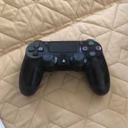 Ps4 Controller 6/10 Condition