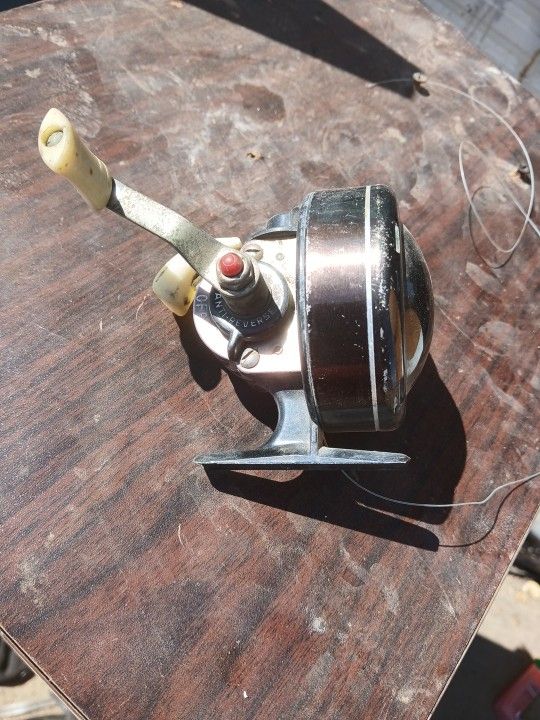 Antique fishing Reel