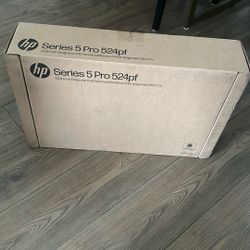 HP Series 5 Pro 23.8 inch FHD Monitor - 524pf