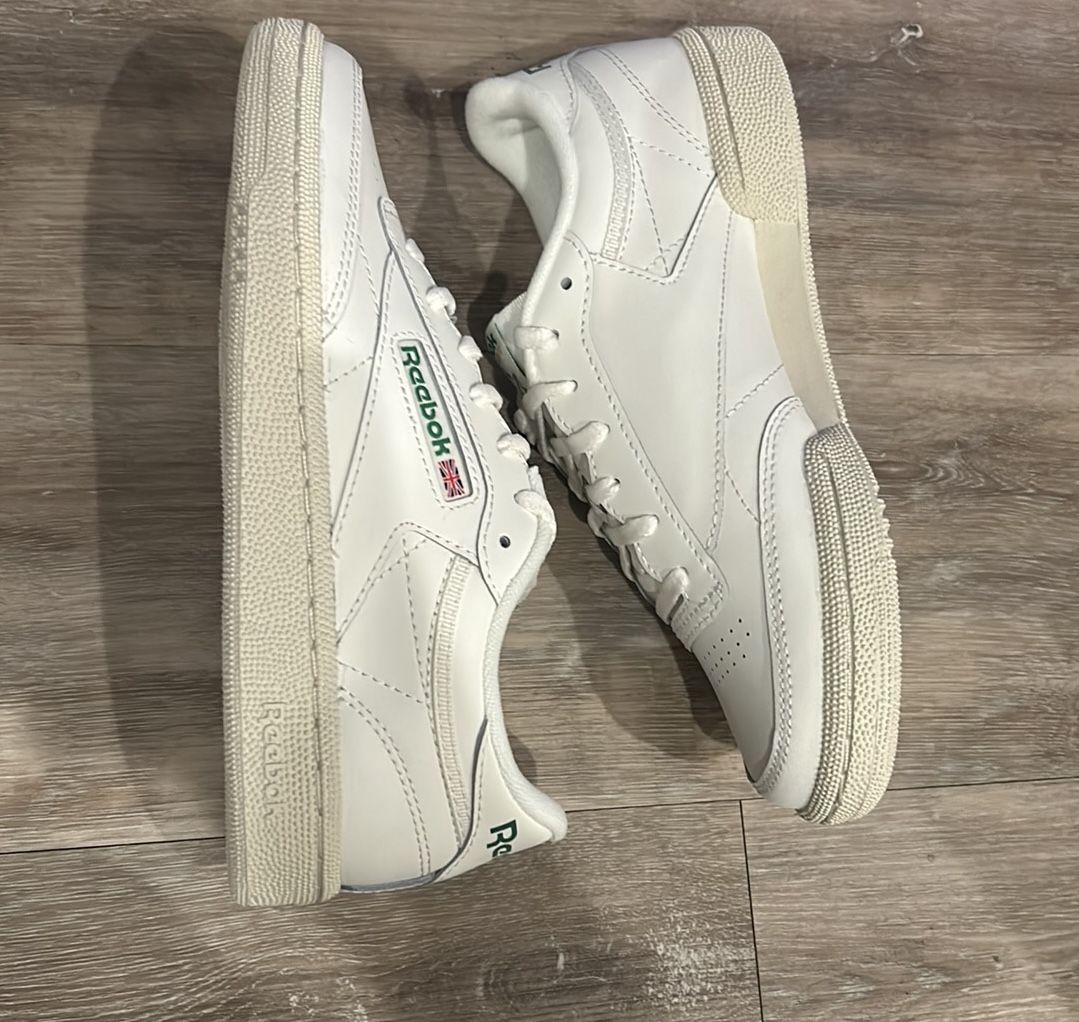 Women Reebok Sneakers
