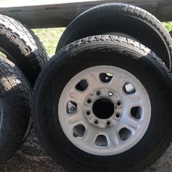 Rines Y Llantas De Trabajo Para Chevrolet O GMC