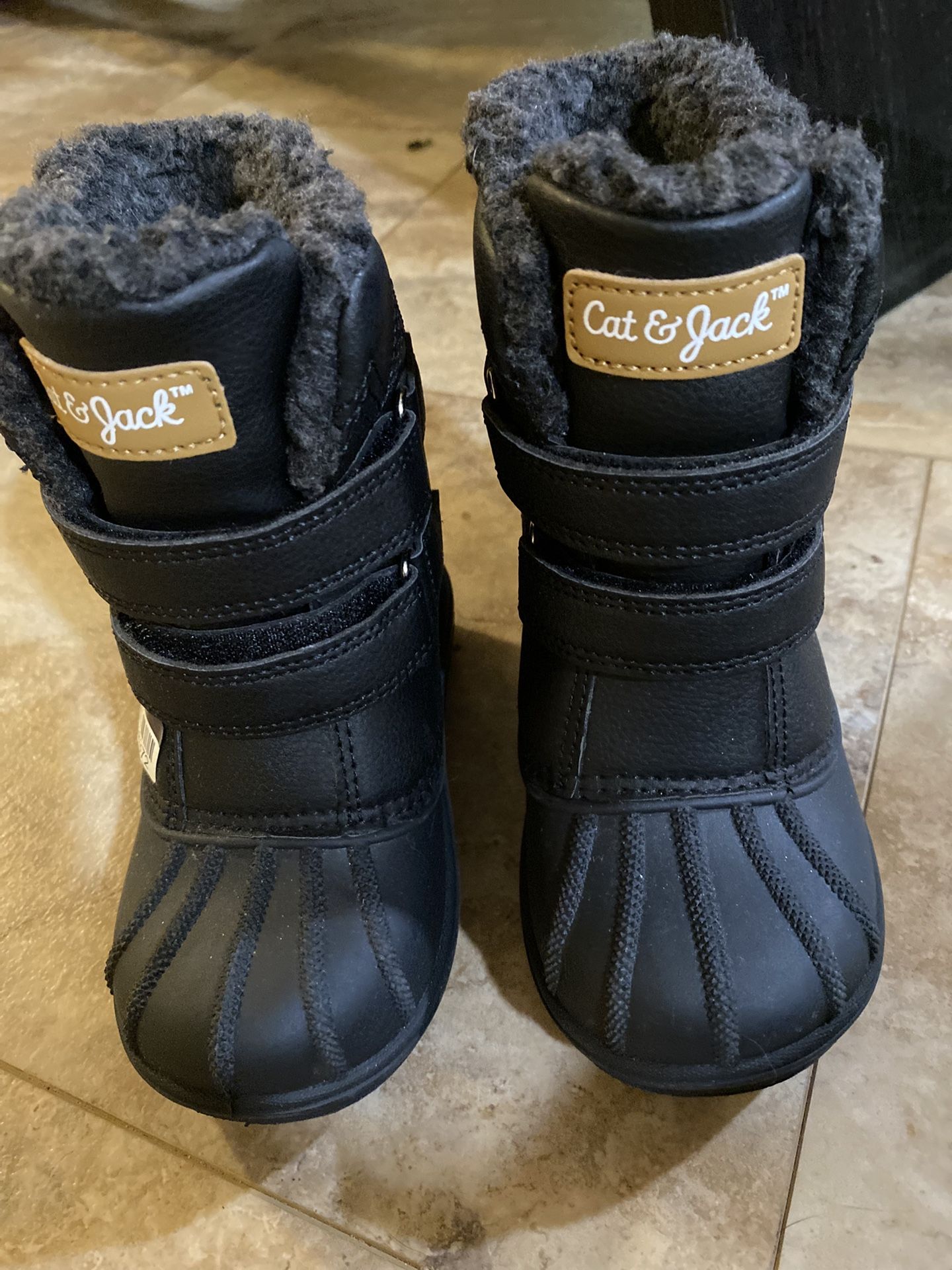 Toddler Denver Winter Boots - Cat & Jack. Color- Black, size 10