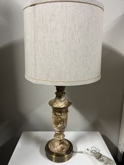 ✨ Vintage/Classic Table Lamp ✨