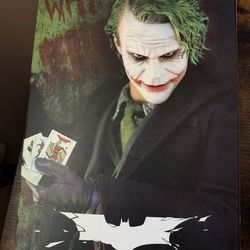 Hot Toys Movie Masterpiece (The Dark Knight - The Joker) 1:6 Scale Action Figure
